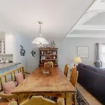 Queens Grant 565