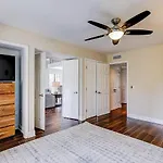 Townhouse Manor 24