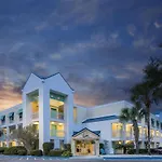 Hotel Carolina A Days Inn By Wyndham