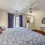 44 Bradley Beach Road- Easy Walk To The Beach, Large Pool, Free Activities Included