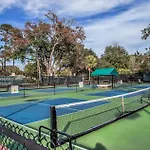 Luxe Family Retreat With Lagoon Views, Private Pool, Game Room, Concierge Services