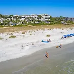 Luxe Family Retreat With Lagoon Views, Private Pool, Game Room, Concierge Services