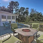 Hilton Head Waterfront Golf Getaway Pet Friendly!