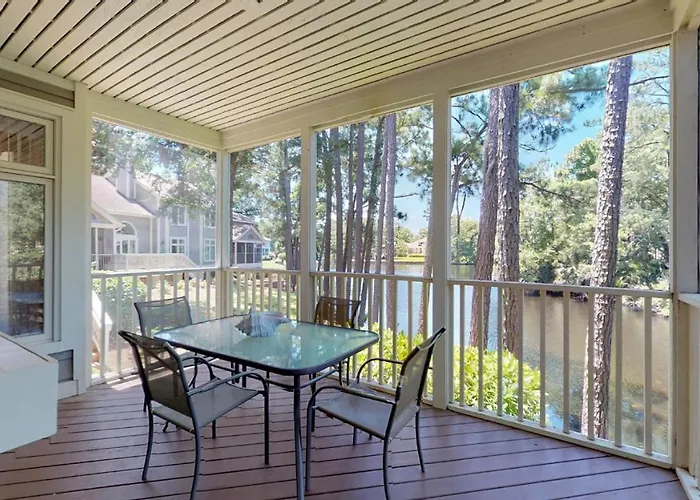 7655 Huntington Villas