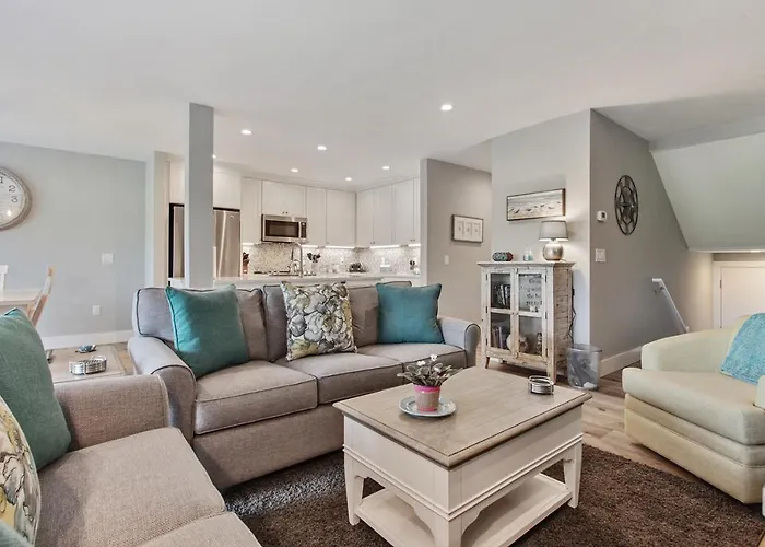 229 Turnberry Village