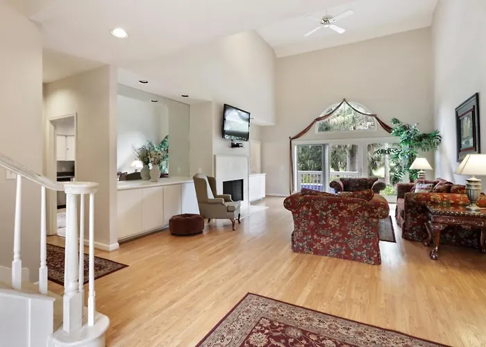 12 Heath Drive