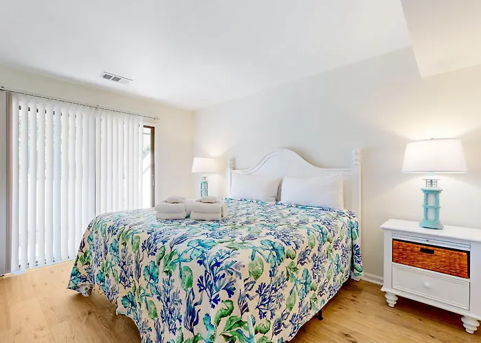 Townhouse Manor 6