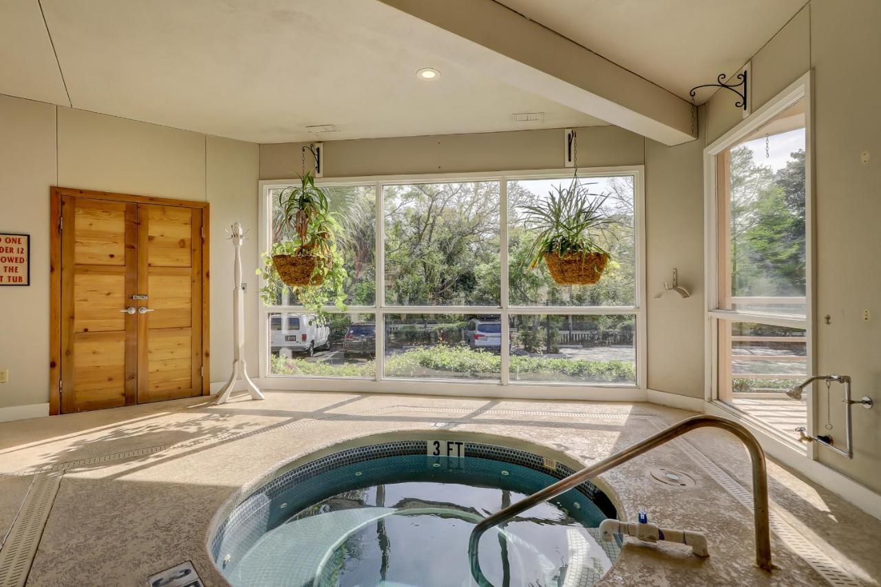 2212 Villamare 2 Bedroom Palmetto Dunes Holiday home