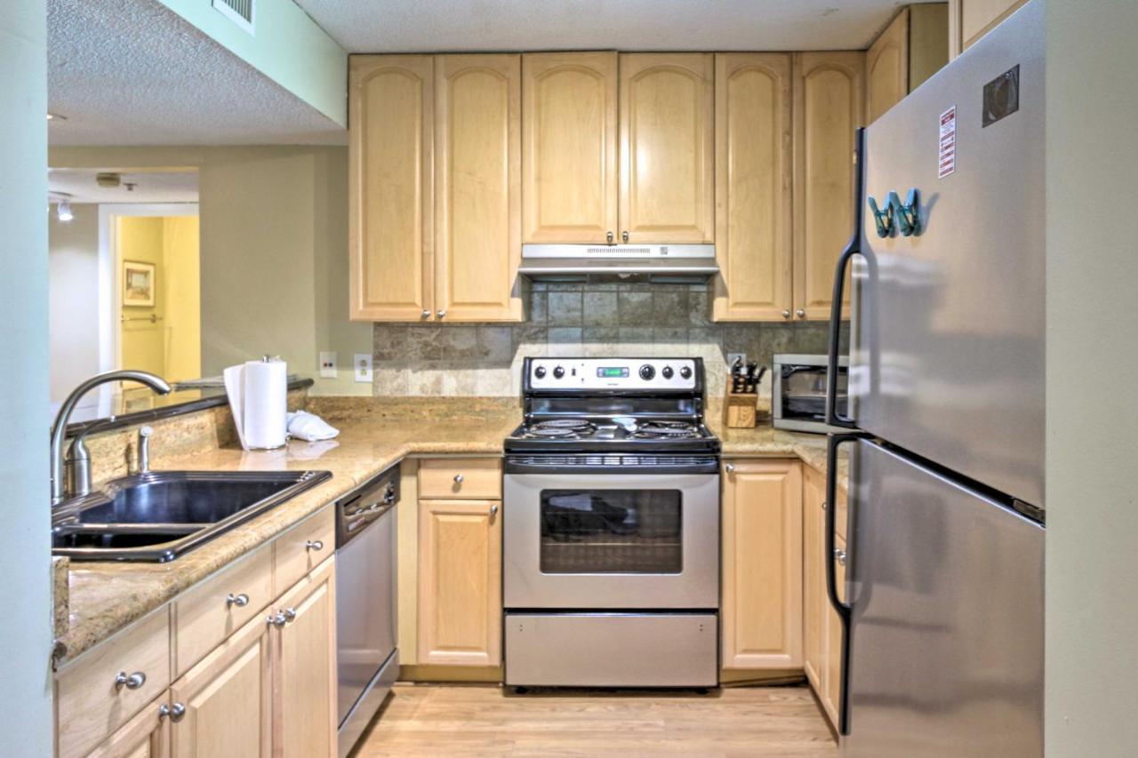 Coastal Hilton Head With Pool Access! Apartment *