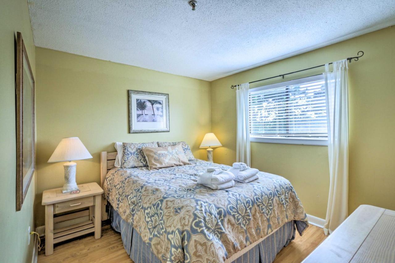 Coastal Hilton Head With Pool Access! Apartment Hilton Head Island