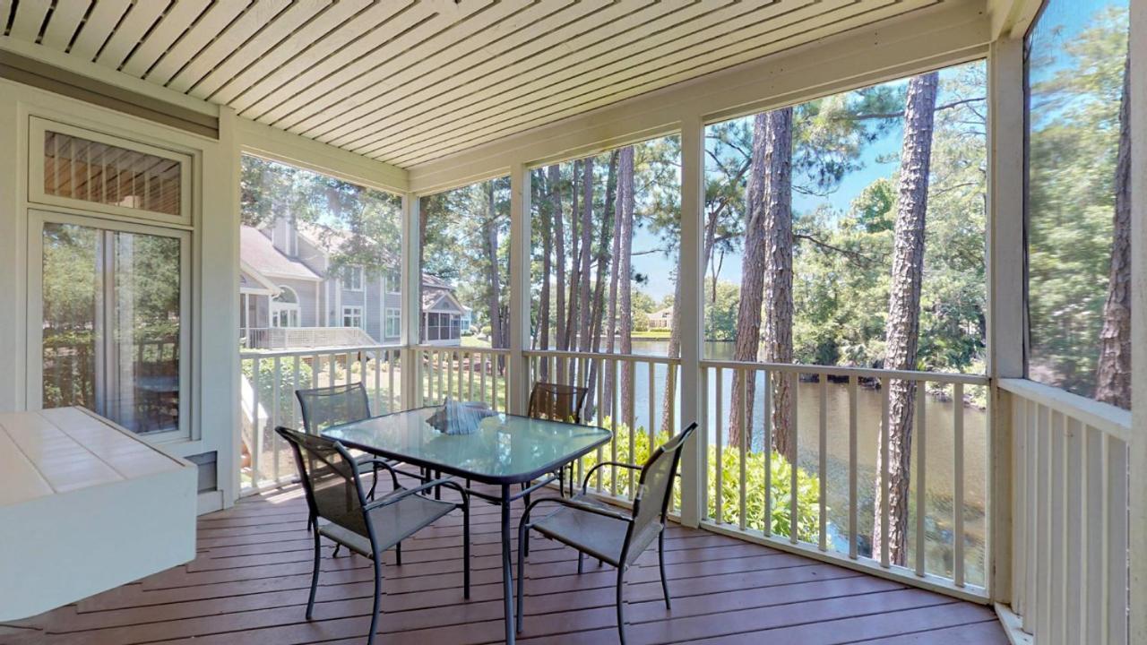 Villa 7655 Huntington *