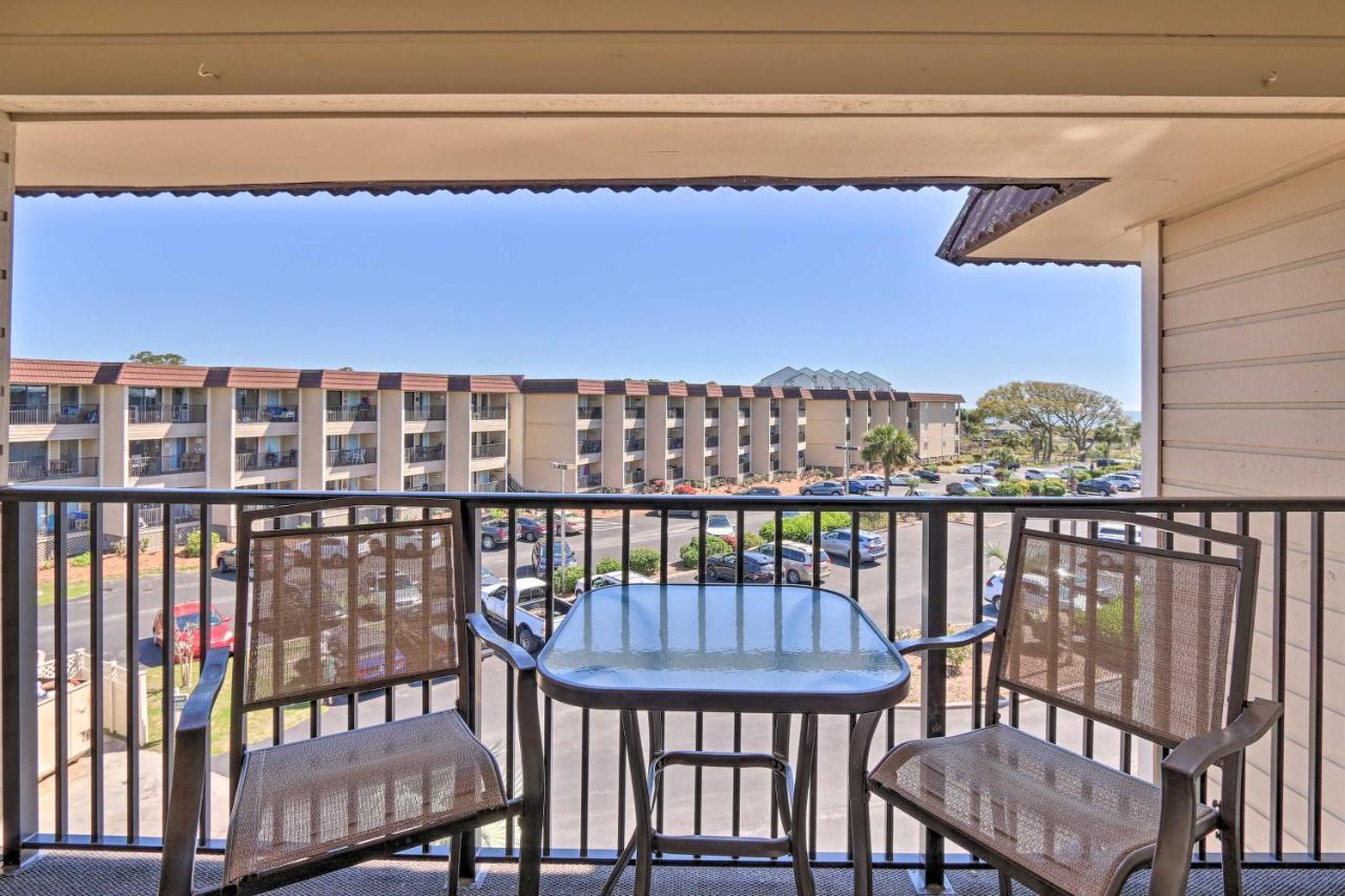 Hilton Head With Pool, And Dining