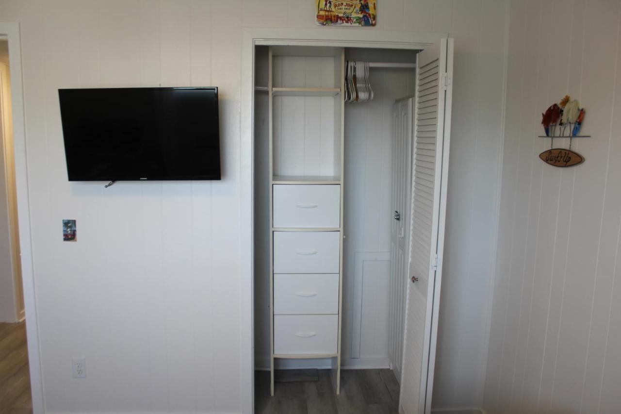 Gorgeous 2 Bedroom *