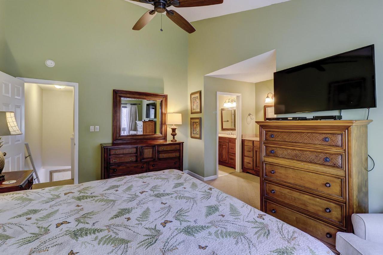103 Beachwalk 2 Bedroom Shipyard