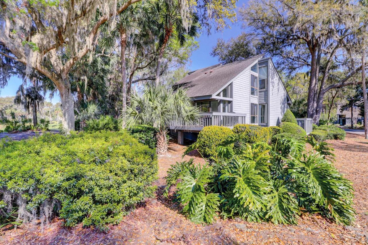 215 Turnberry *