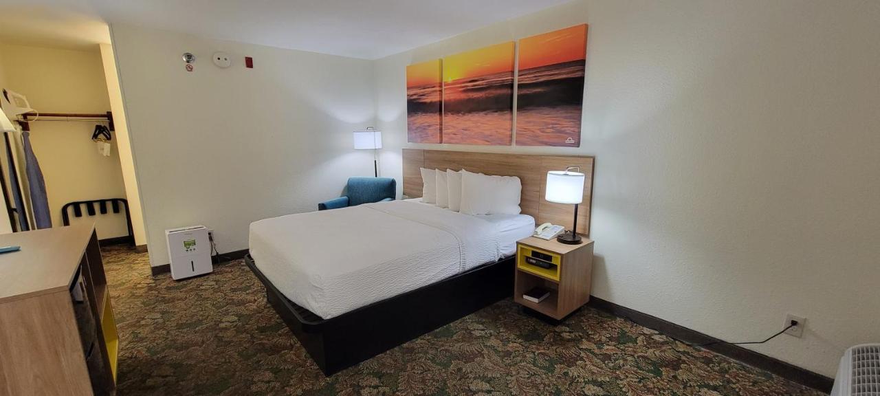 Carolina A Days By Wyndham 3*