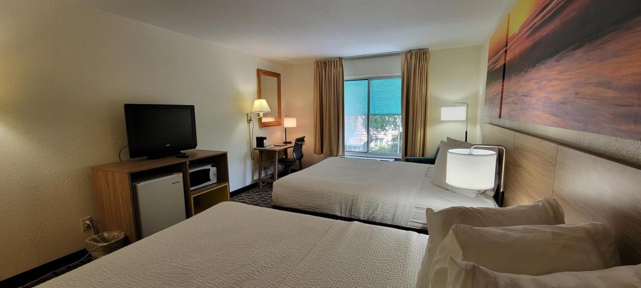 Hotel Carolina A Days By Wyndham