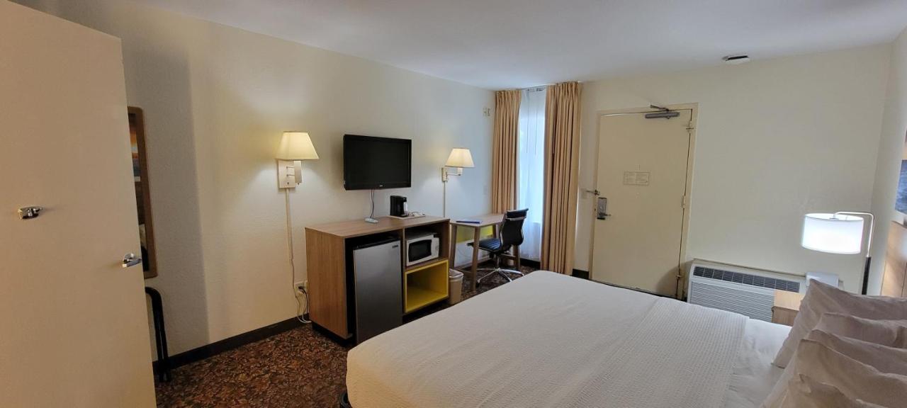 Hotel Carolina A Days By Wyndham