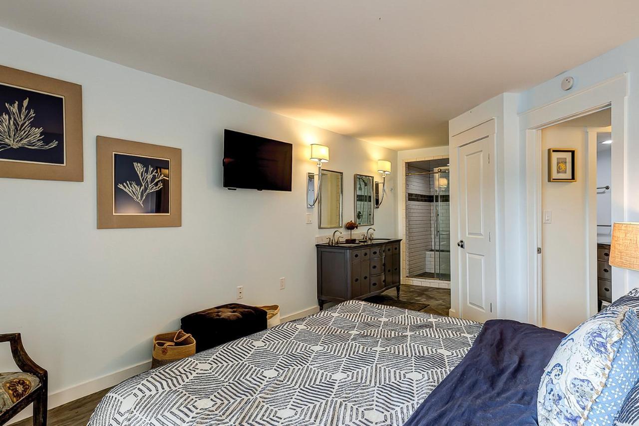 Yacht Club 7542 Villa