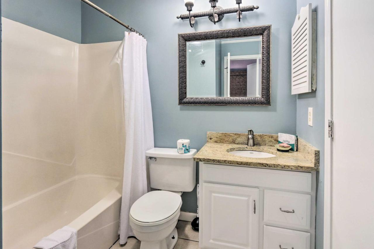 Apartment Hilton Head Walk To Folly Field Beach! Hilton Head Island