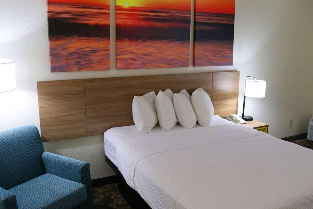 Carolina A Days By Wyndham Hotel Hilton Head Island