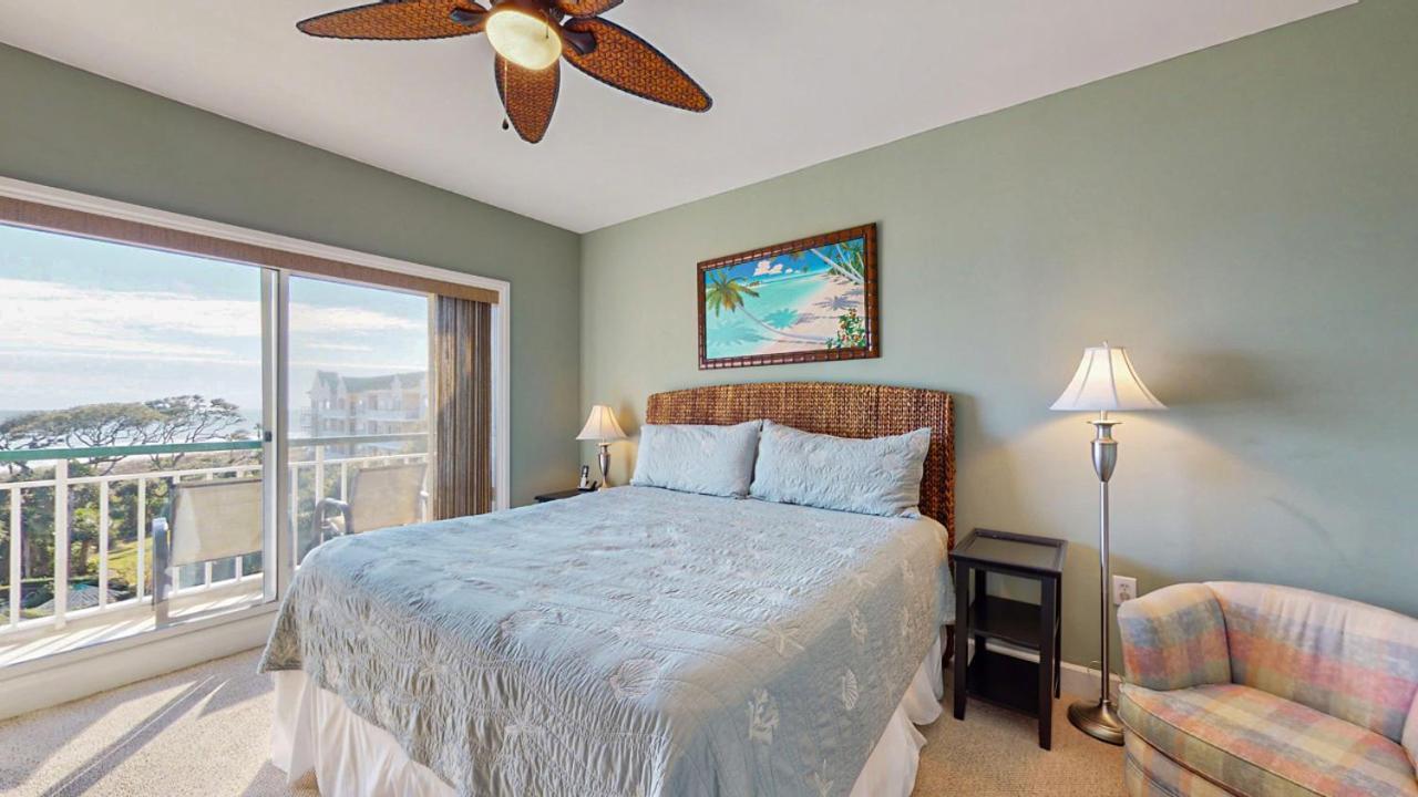 Villa 4505 Windsor Court North