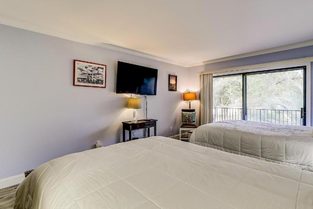 201 Devonshire 2 Bedroom Golf View Port Royal * Hilton Head Island
