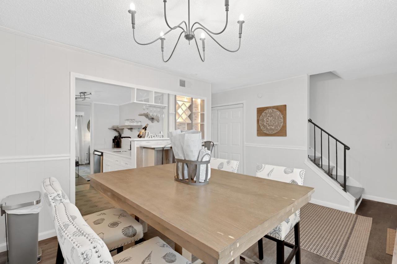 Harmony 2bdr/2 Free Parking/pool/pet Friendly/near Holiday home *