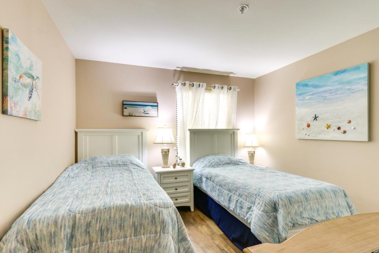 Hilton Head Screened Balcony, Beach Access! Apartment *
