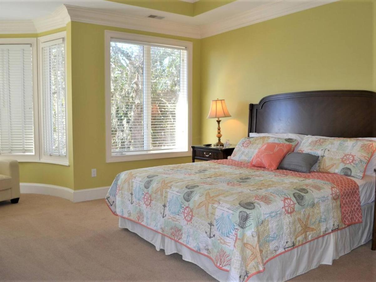 Holiday home 55 Steps To The - Private Pool & - 2nd Row To The - 29 Sandpiper St Hilton Head Island