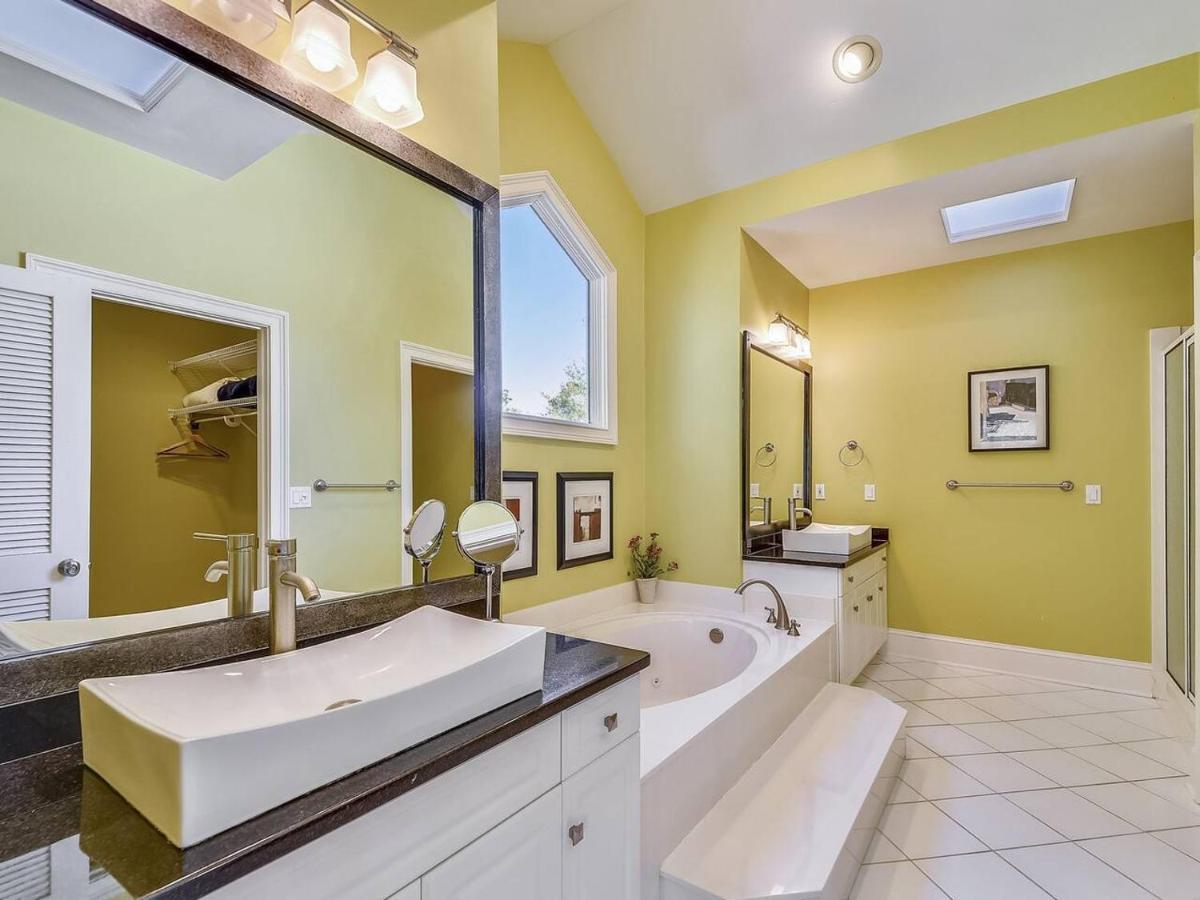 55 Steps To The - Private Pool & - 2nd Row To The - 29 Sandpiper St *