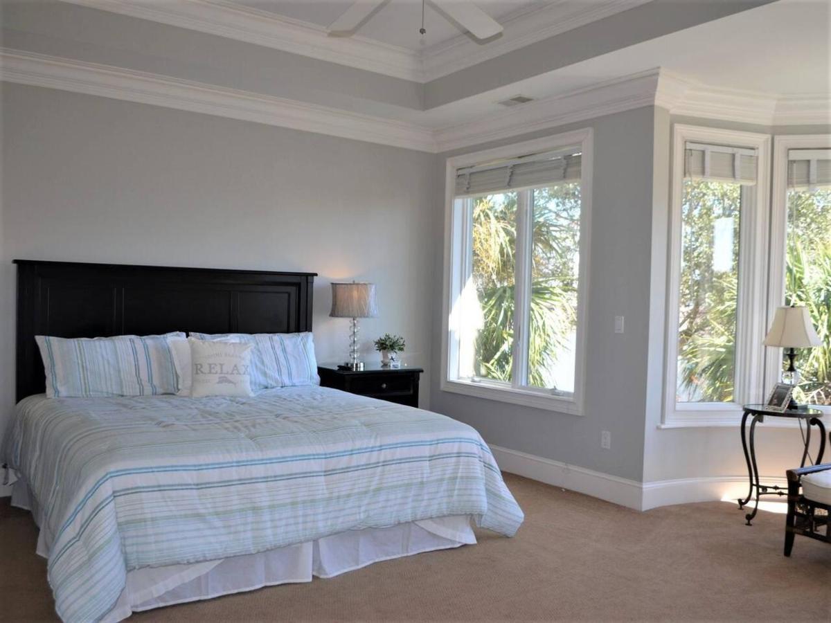 55 Steps To The - Private Pool & - 2nd Row To The - 29 Sandpiper St Holiday home *