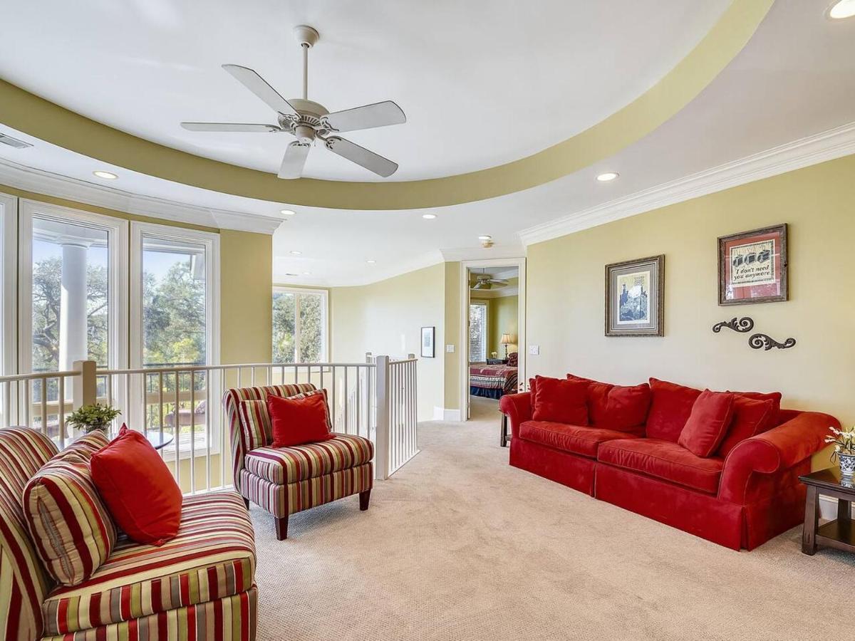 55 Steps To The - Private Pool & - 2nd Row To The - 29 Sandpiper St Holiday home Hilton Head Island