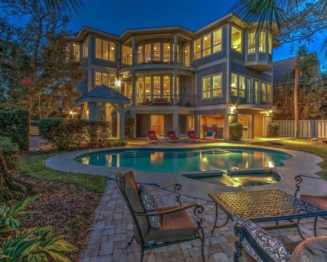 Holiday home 55 Steps To The - Private Pool & - 2nd Row To The - 29 Sandpiper St Hilton Head Island