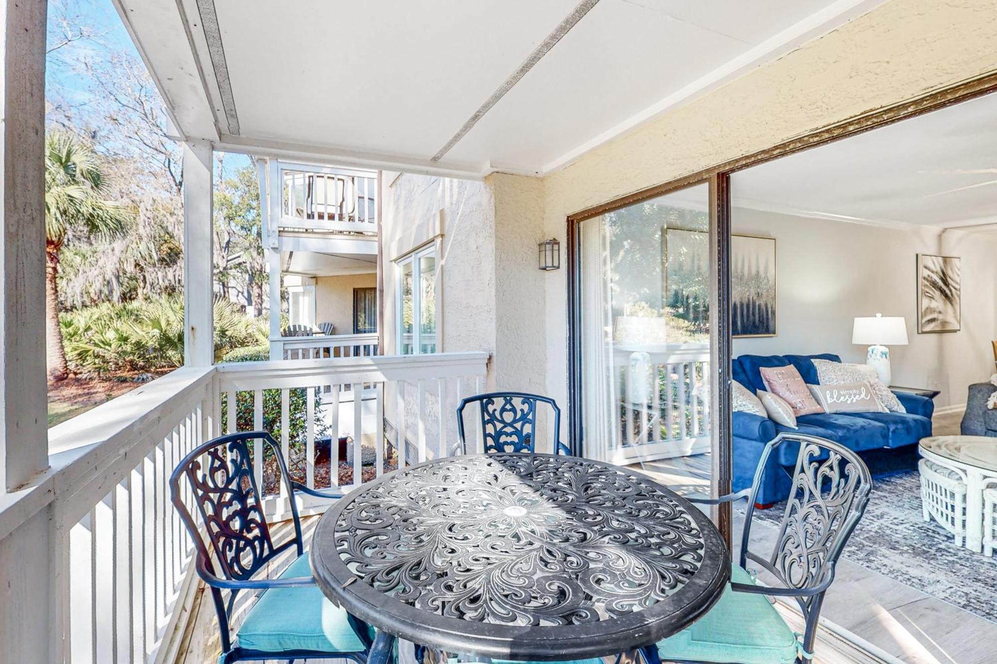 Apartment Colonnade Club 151