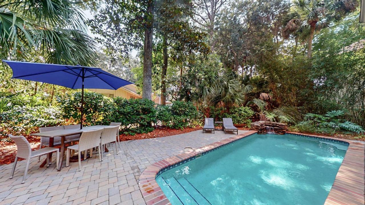 8 Flagg Dr Holiday home