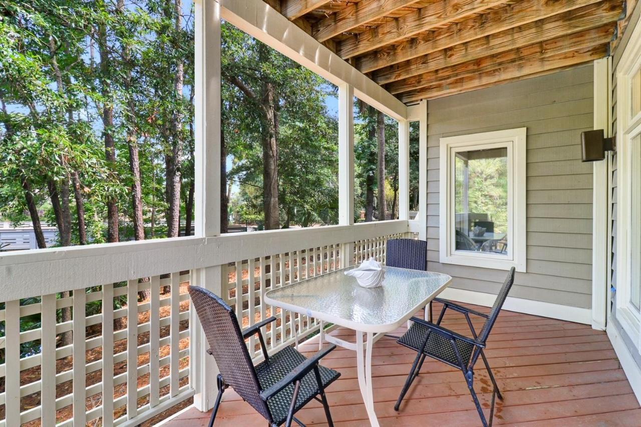 7655 Huntington Villa *