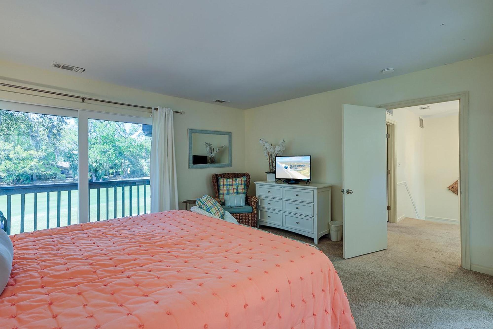 21 Hickory Cove