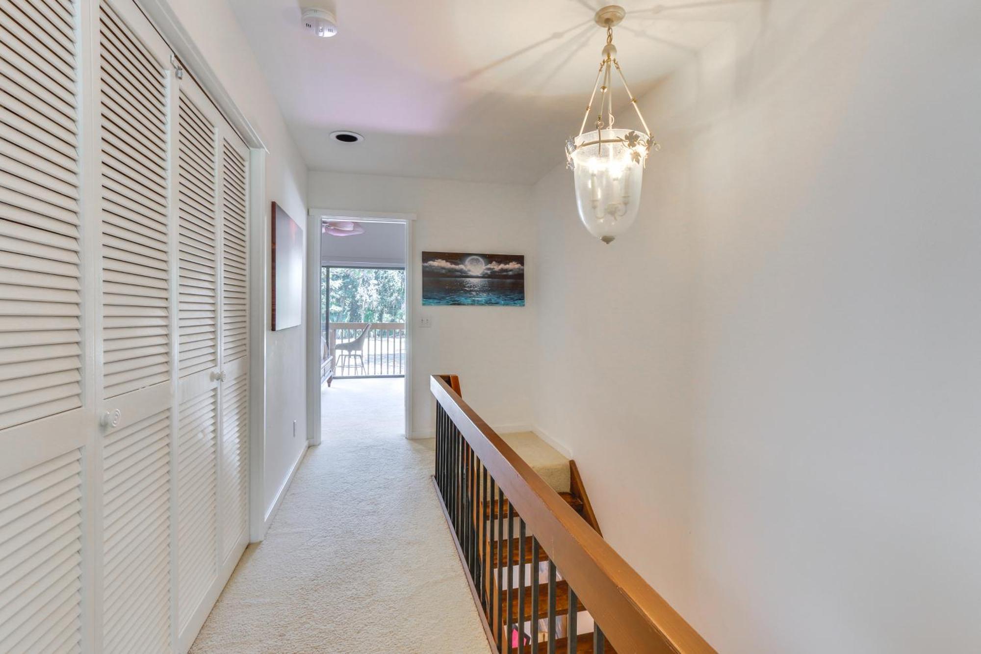 Shipyard With Golf Course Views And Access Villa