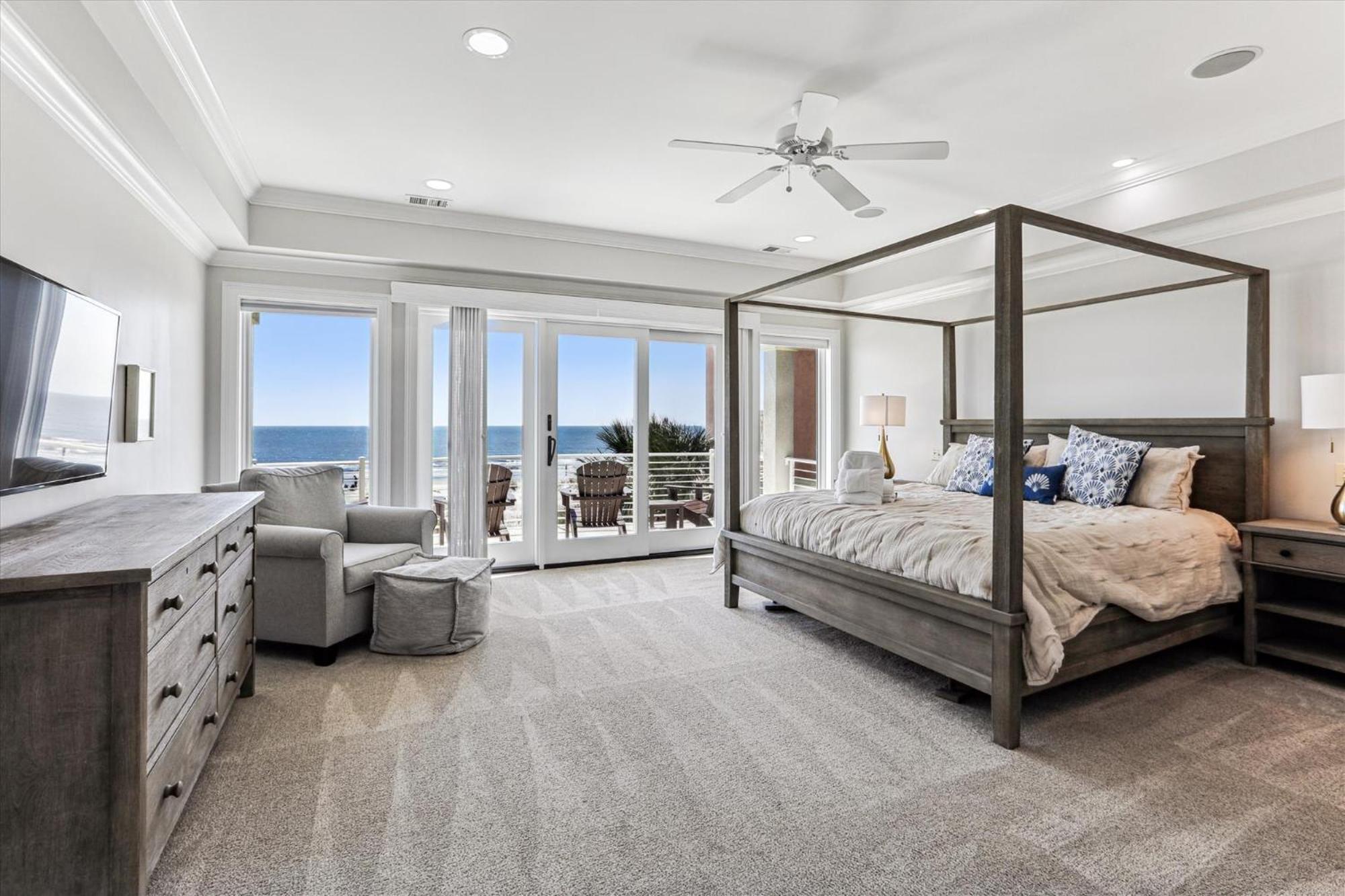9 Singleton Place- Renovated, Oceanfront, Pool, Elevator, Free Activities Included Hilton Head Island