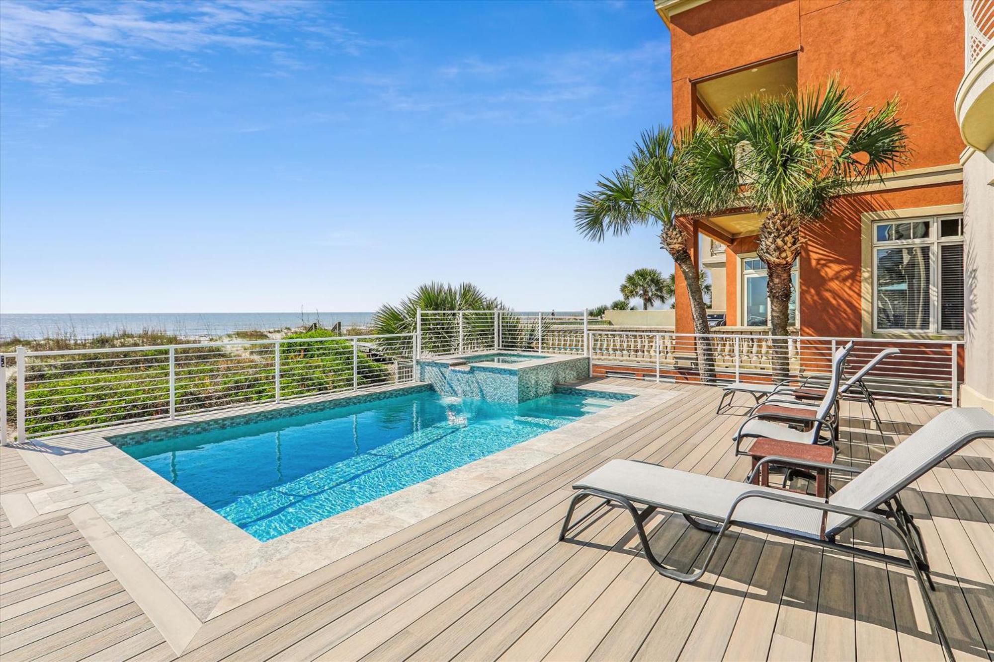 9 Singleton Place- Renovated, Oceanfront, Pool, Elevator, Free Activities Included * Hilton Head Island