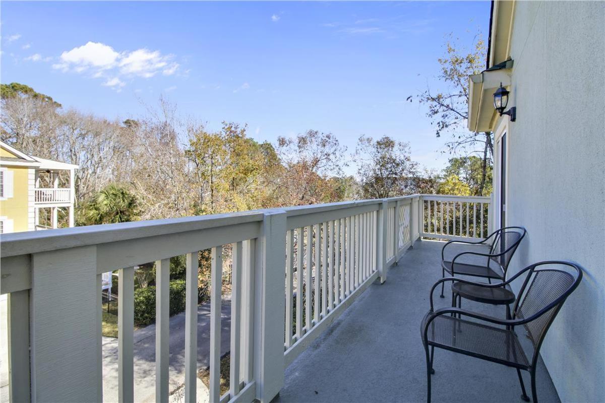 44 Bradley Road- Easy Walk To The Beach, Large Pool, Free Activities Included *