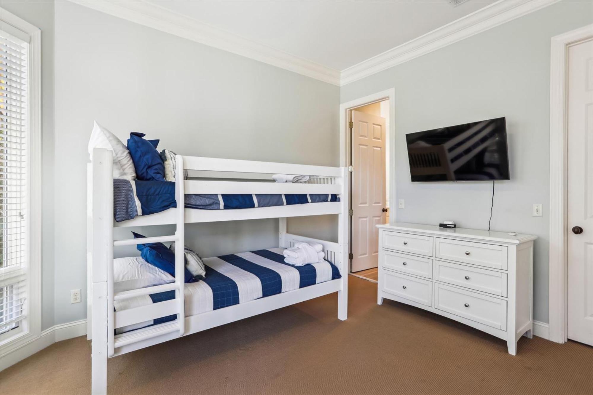 4 Brigantine- 2nd Row, Amazing Private Pool, Elevator, Ideal Layout, Free Activities Included Holiday home