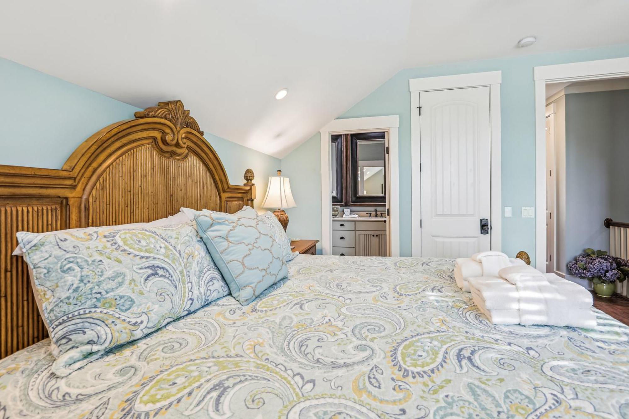 27 Corine Lane- Near Ocean With Pool, Seasonal Shuttle! Free Activities Included *