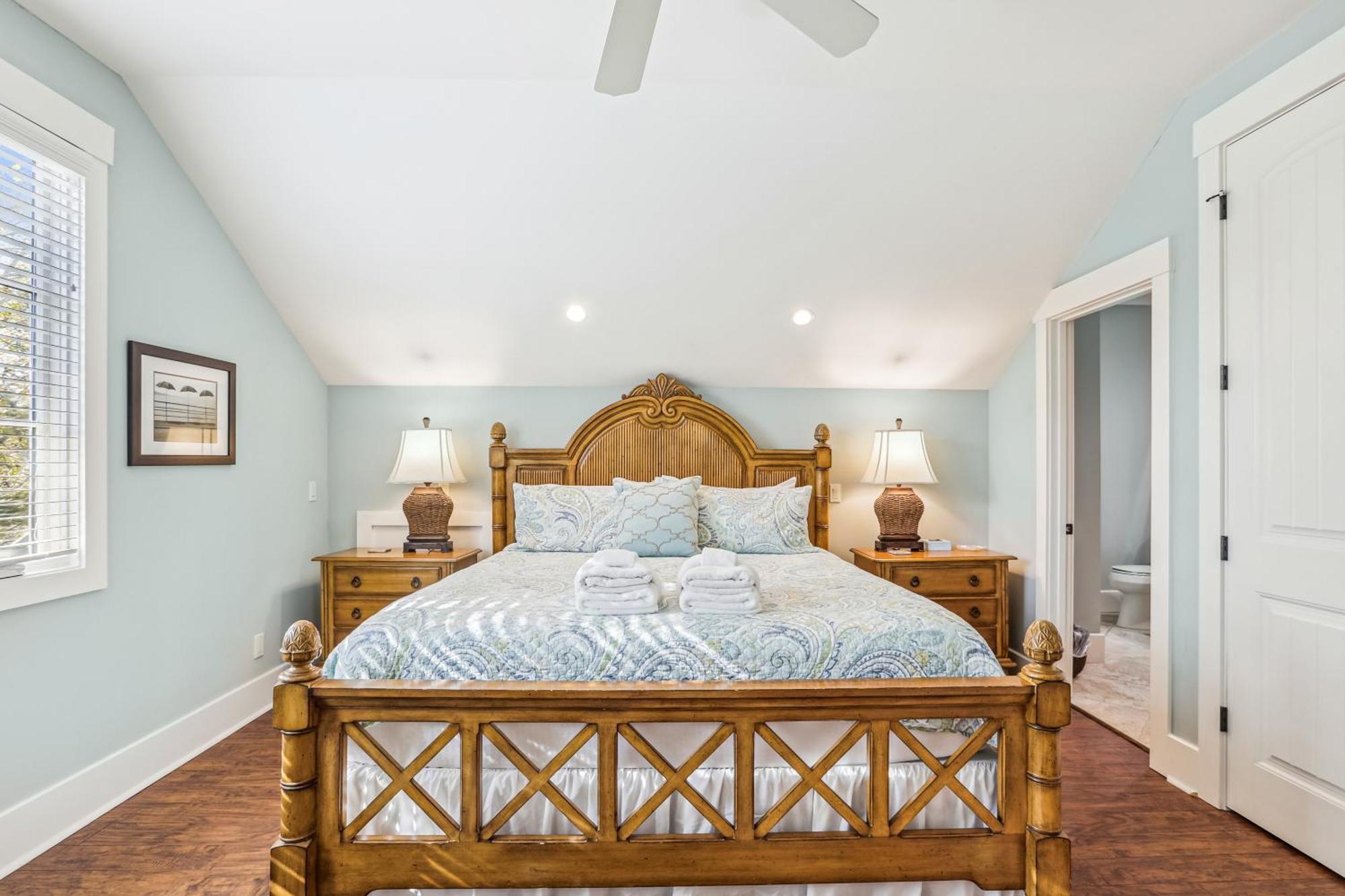 27 Corine Lane- Near Ocean With Pool, Seasonal Shuttle! Free Activities Included Hilton Head Island