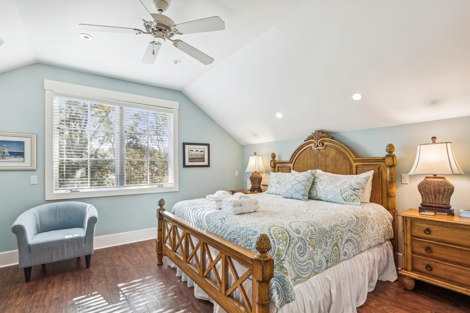 Holiday home 27 Corine Lane- Near Ocean With Pool, Seasonal Shuttle! Free Activities Included