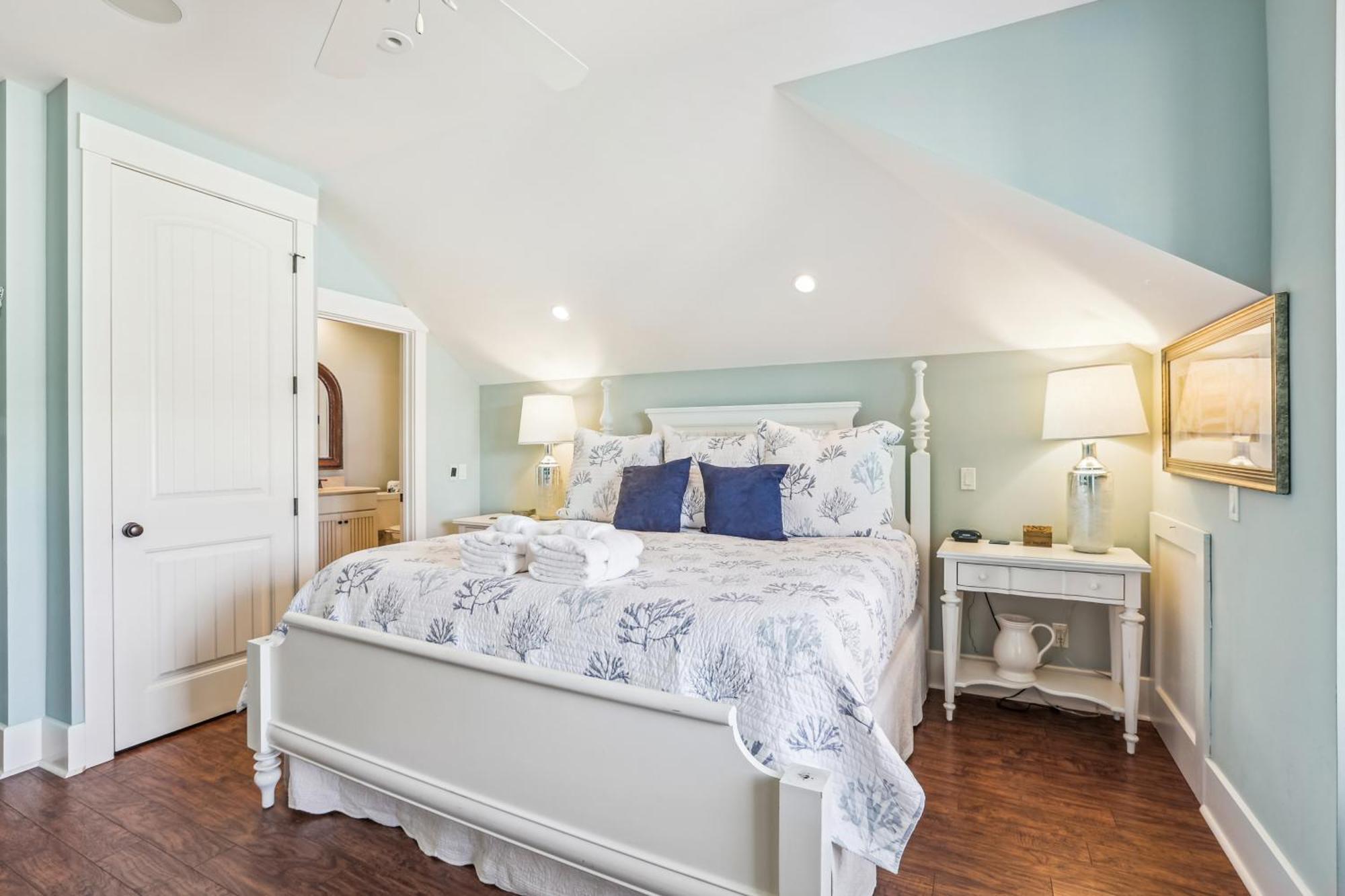 Holiday home 27 Corine Lane- Near Ocean With Pool, Seasonal Shuttle! Free Activities Included
