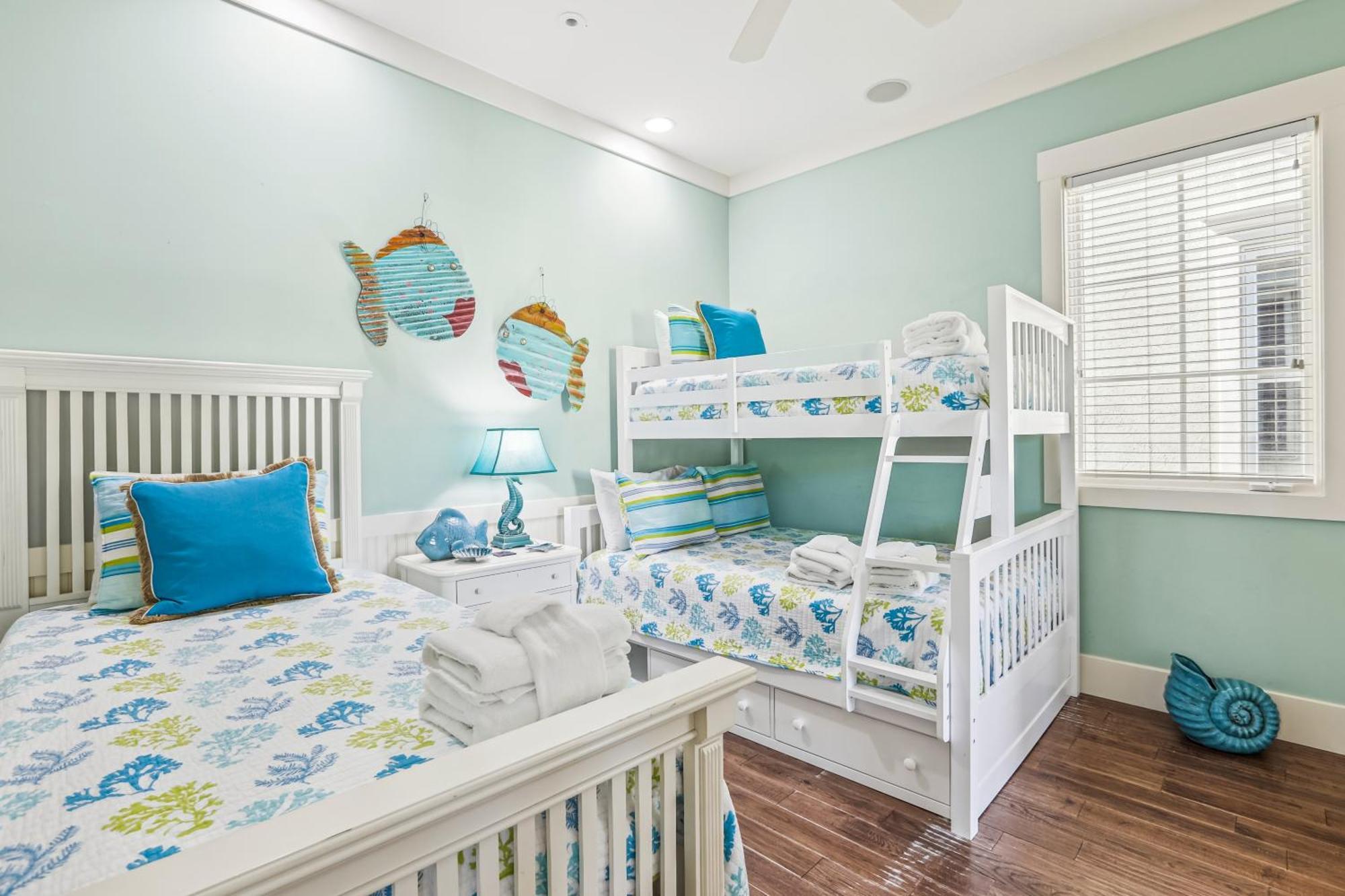 Holiday home 27 Corine Lane- Near Ocean With Pool, Seasonal Shuttle! Free Activities Included *