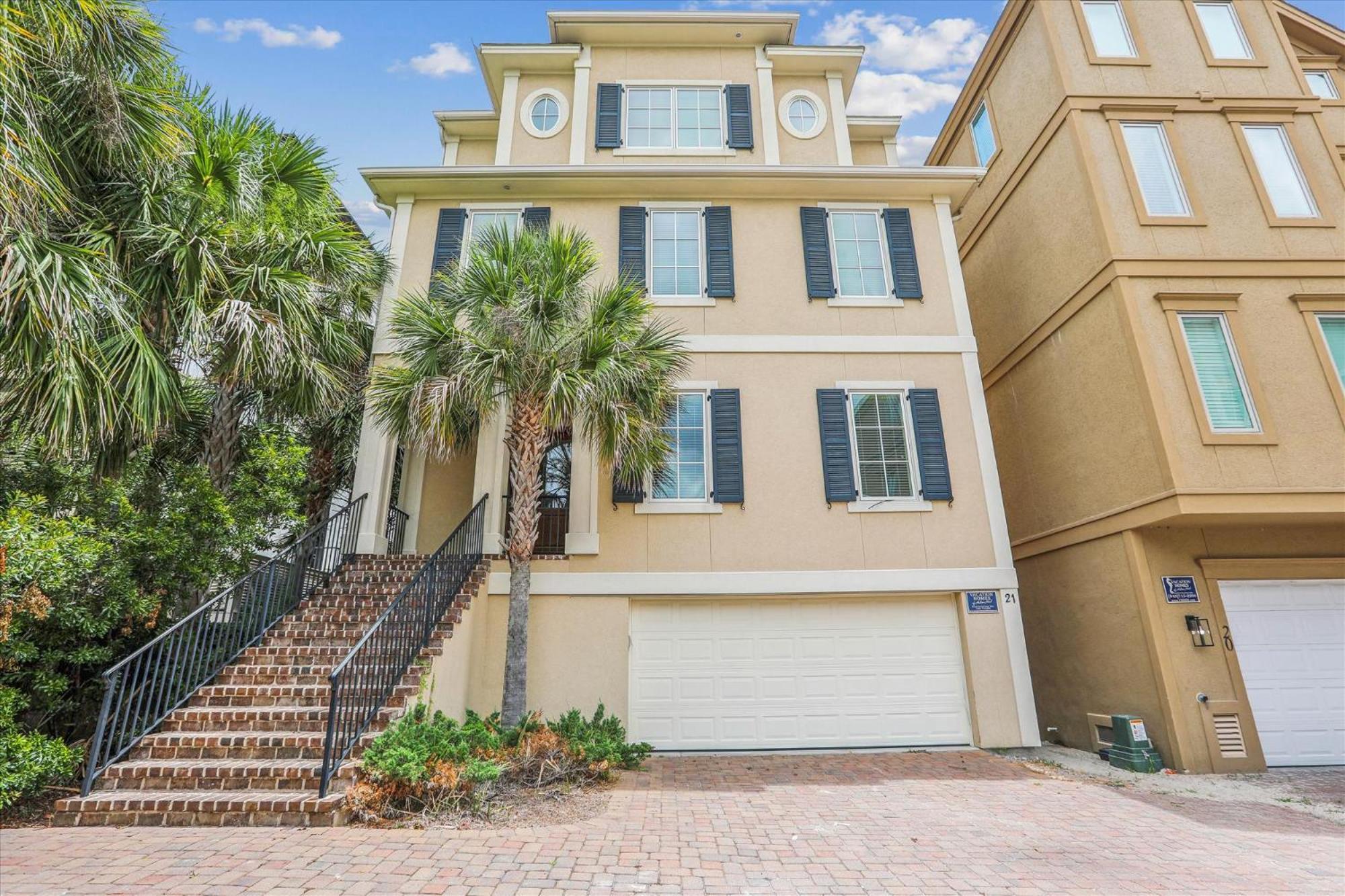 21 Horvaths Peninsula- Oceanfront, Pool, Elevator, Free Activities Included Holiday home *