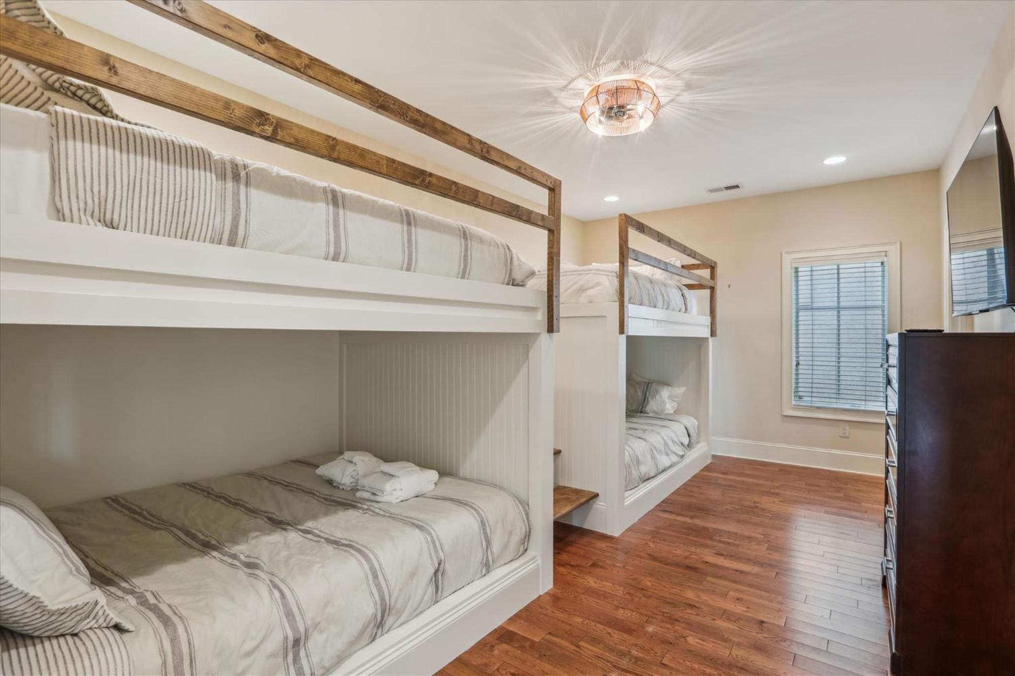 21 Horvaths Peninsula- Oceanfront, Pool, Elevator, Free Activities Included * Hilton Head Island